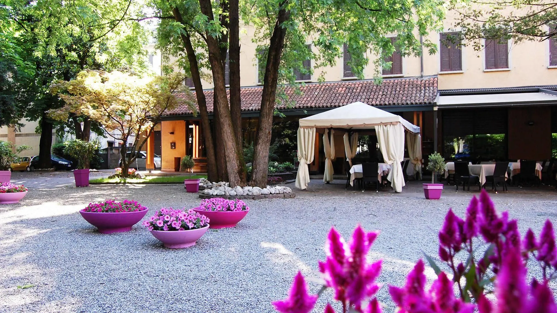 *** Hotel Albergo Ristorante Sant'Eustorgio Arcore Italy