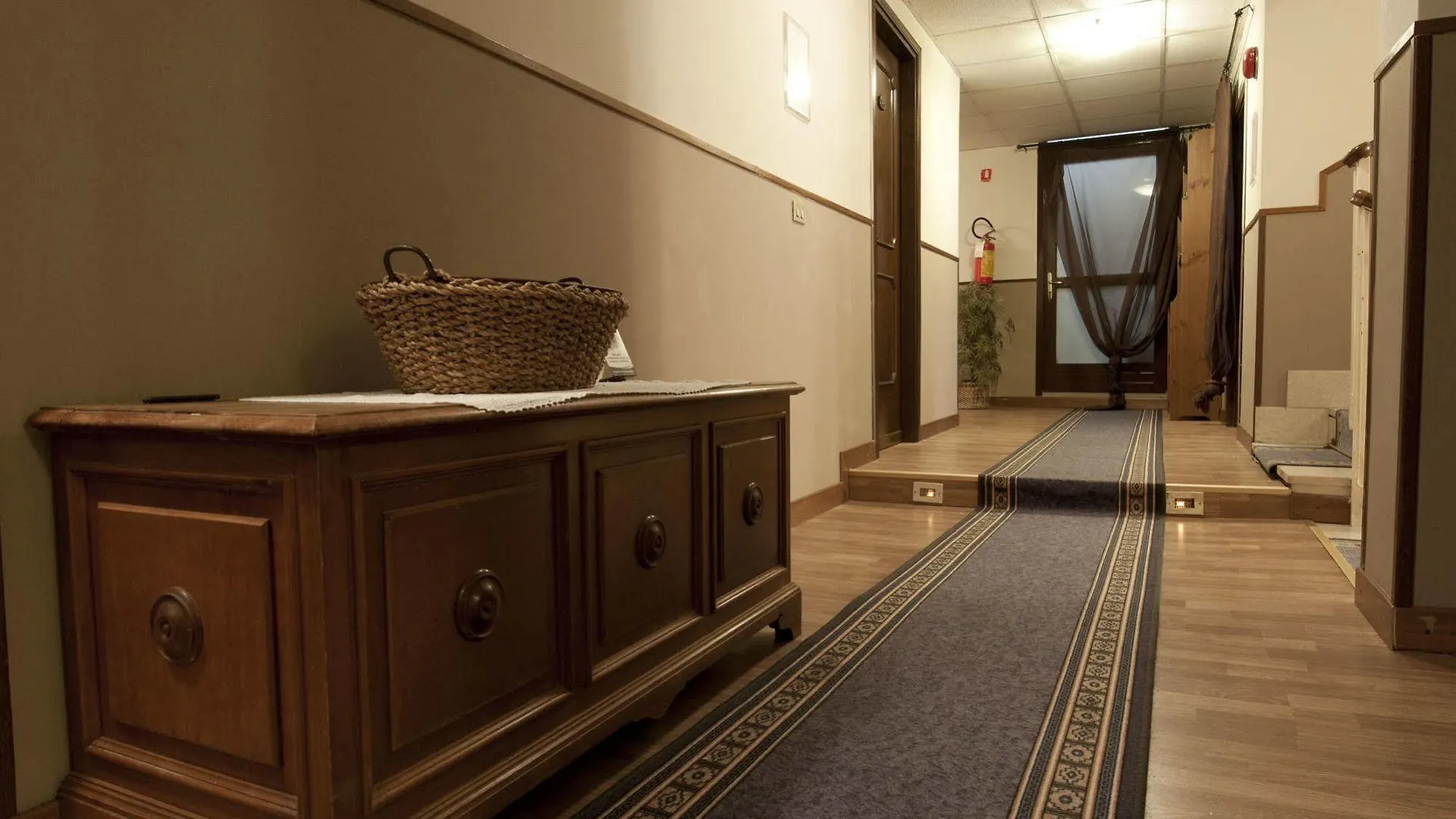 Albergo Ristorante Sant'Eustorgio Arcore 3*,  Italy